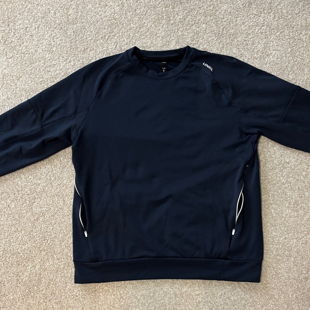 UNRL Men's Navy Sweater